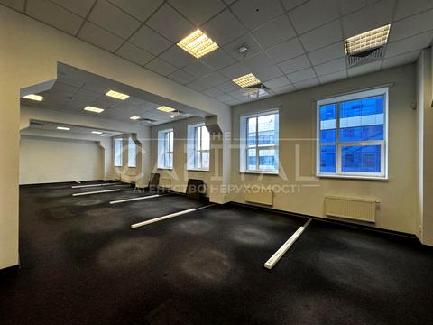 комерційна за адресою Охтирський пров., 7