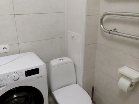 квартира за адресою Академіка Єфремова вул. (Командарма Уборевича), 7