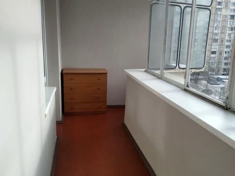 квартира за адресою Академіка Єфремова вул. (Командарма Уборевича), 7