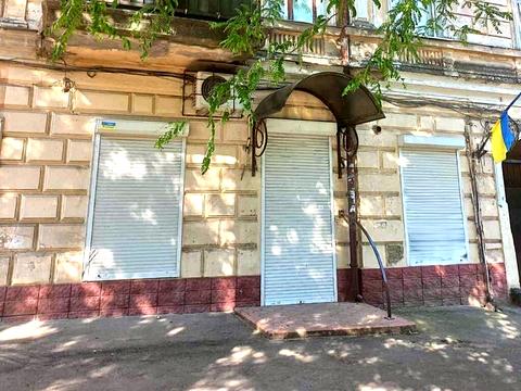 коммерческая по адресу Нежинская ул., 16