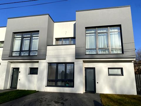 дом по адресу Веселкова, 1