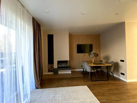 будинок за адресою Веселкова, 1