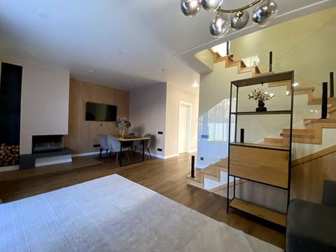 будинок за адресою Веселкова, 1