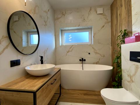 будинок за адресою Веселкова, 1