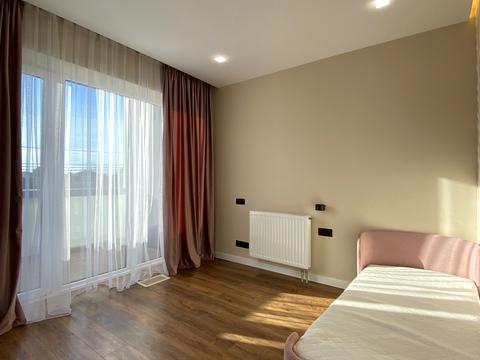 будинок за адресою Веселкова, 1