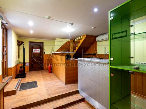 комерційна за адресою Київ, Басейна вул., 14