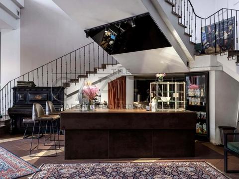 коммерческая по адресу Жилянская ул., 59