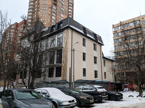 квартира за адресою Яслинська вул., (Будинок)