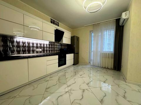 квартира за адресою Київ, Оболонський просп., 1к1