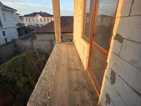 дом по адресу Рожева