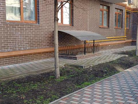 комерційна за адресою Західна вул., 12