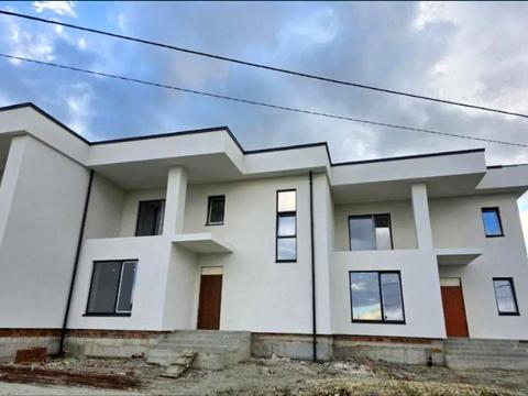 будинок за адресою Шкільна вул., 4