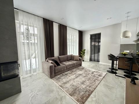 будинок за адресою Перемоги