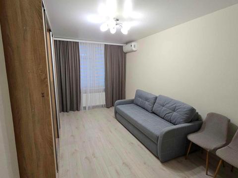 квартира за адресою Володимира Наумовича вул. (Антонова-Овсієнка), 4-А