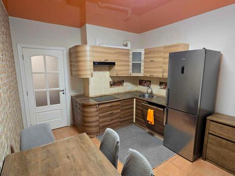 квартира за адресою Володимира Наумовича вул. (Антонова-Овсієнка), 4-А