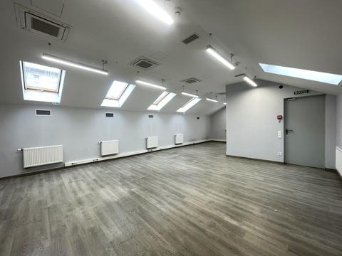 комерційна за адресою Ярослава Мудрого вул., 9б