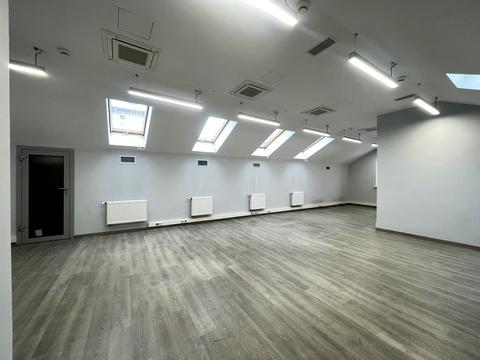 комерційна за адресою Ярослава Мудрого вул., 9б