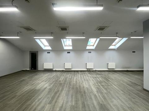 комерційна за адресою Ярослава Мудрого вул., 9б