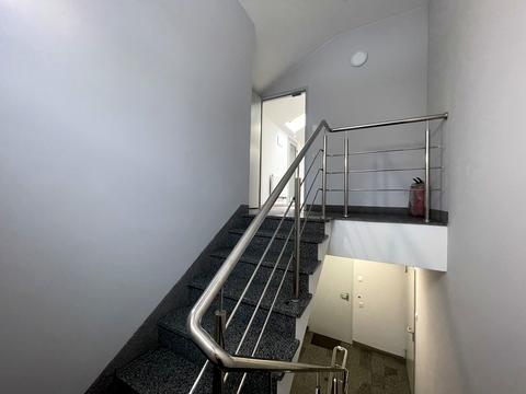 комерційна за адресою Ярослава Мудрого вул., 9б