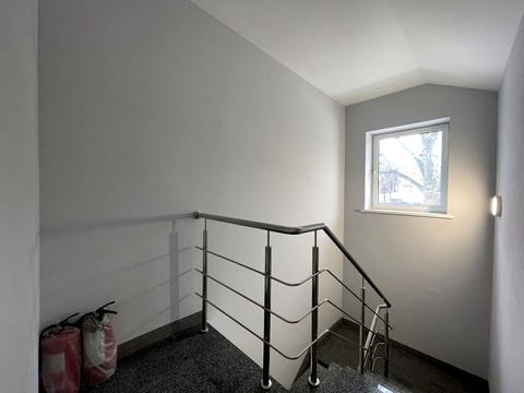 комерційна за адресою Ярослава Мудрого вул., 9б