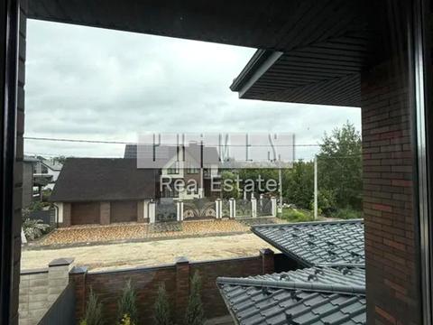 будинок за адресою Центральна вул.