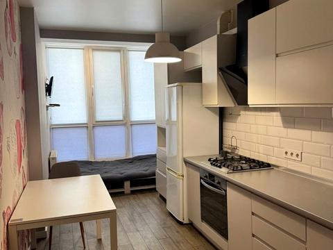 квартира за адресою Київ, Метрологічна вул., 11-Б