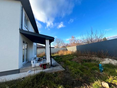 будинок за адресою Ленінградська