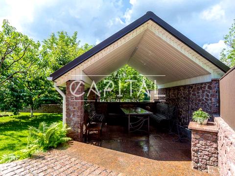 будинок за адресою Київ, Миколи Миклухи-Маклая вул. (Дежнєва)