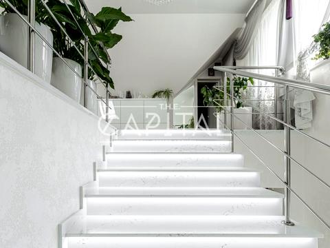 будинок за адресою Київ, Миколи Миклухи-Маклая вул. (Дежнєва)