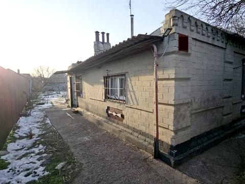 будинок за адресою Наставників вул.