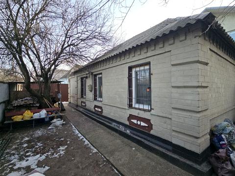 будинок за адресою Наставників вул.