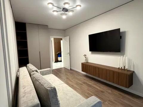 квартира по адресу Степана Бандеры ул., 77