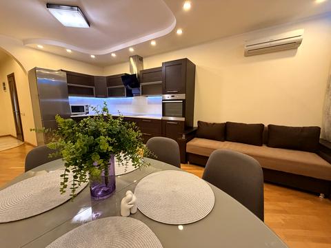 квартира по адресу Олены Пчилки ул., 2