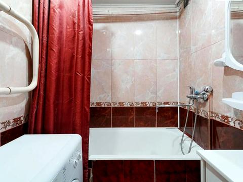 квартира за адресою Леоніда Первомайського вул., 6