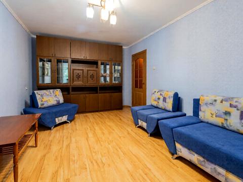 квартира за адресою Леоніда Первомайського вул., 6