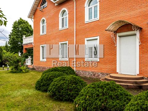 будинок за адресою Кар'єрна вул.