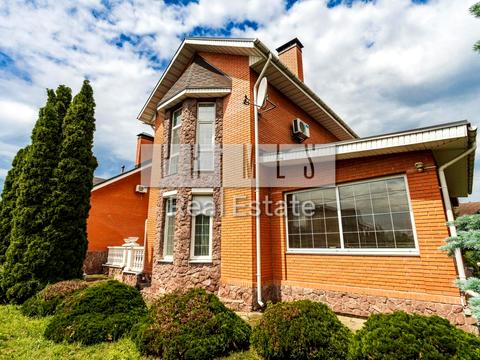 будинок за адресою Кар'єрна вул.