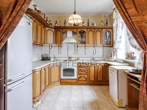 будинок за адресою Кар'єрна вул.