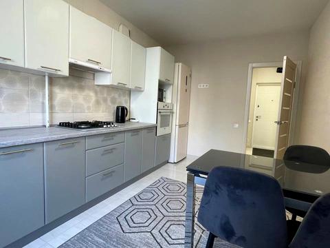 квартира по адресу Набережная Победы ул., 42