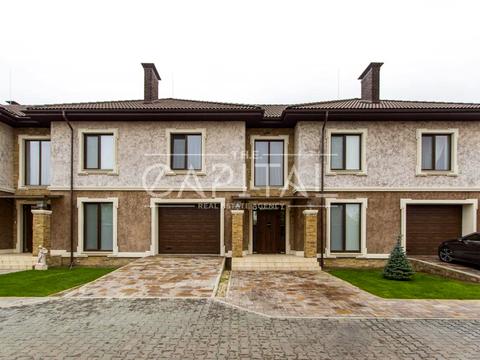 будинок за адресою Абрикосова вул., 7а