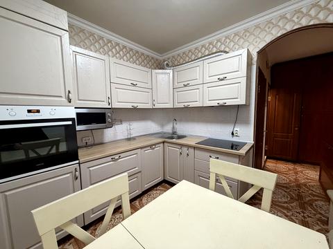 квартира за адресою Київ, Академіка Заболотного вул., 114