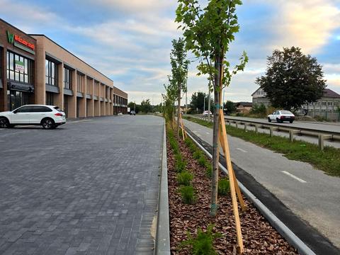 комерційна за адресою Юзвинська вулиця, 35