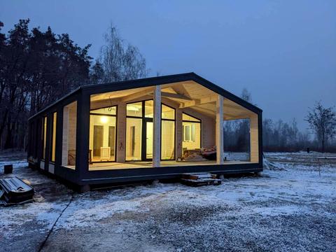 будинок за адресою Святкова