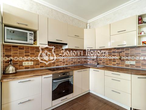 квартира по адресу Владимира Наумовича ул. (Антонова-Овсієнка), 4