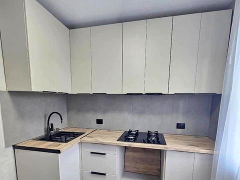 квартира за адресою Грушевського, 7