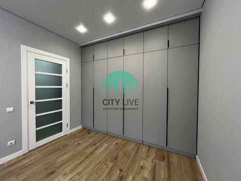 квартира за адресою Хотинська вул., 12