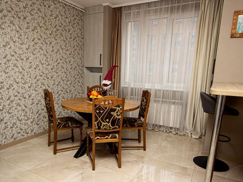 квартира по адресу Угорская ул., 12