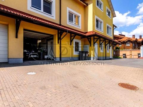 будинок за адресою Локомотивна вул., 36