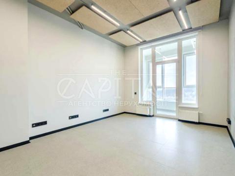 комерційна за адресою Антоновича вул. (Горького), 109