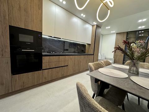 квартира за адресою Юліана Пелеша вул., 3